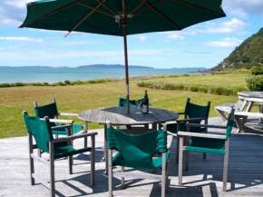 Matarangi Ocean Views - Matarangi Holiday Home